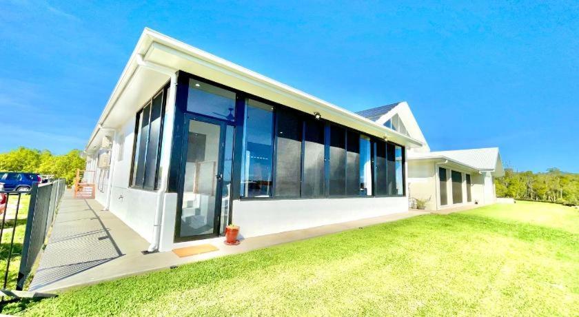 Hinchinbrook Resorts Management Pty Ltd Lucinda Εξωτερικό φωτογραφία
